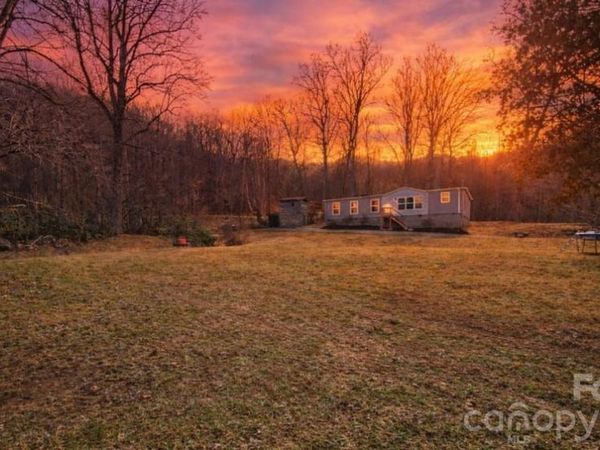 659 Cold Creek Road, Canton, NC 28716