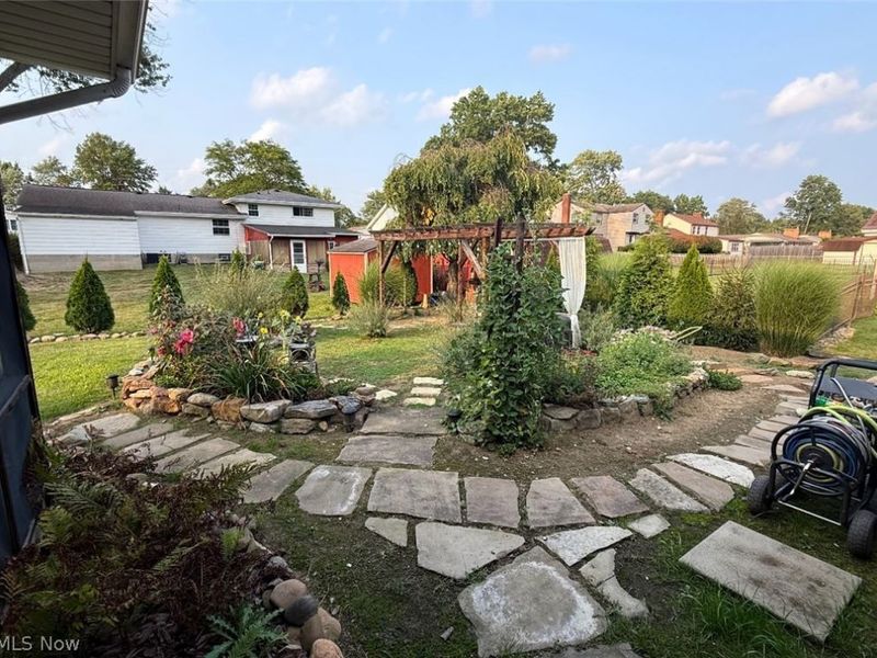 3354 Sandalwood Lane, Austintown, OH 44511 Photo 3