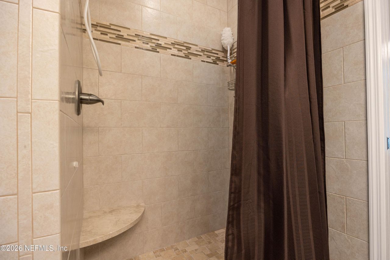 9972 SW County Road 240, Lake City, FL 32024 Photo