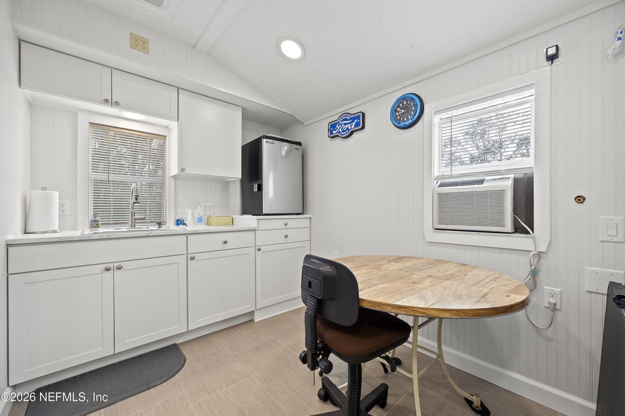 9972 SW County Road 240, Lake City, FL 32024 Photo