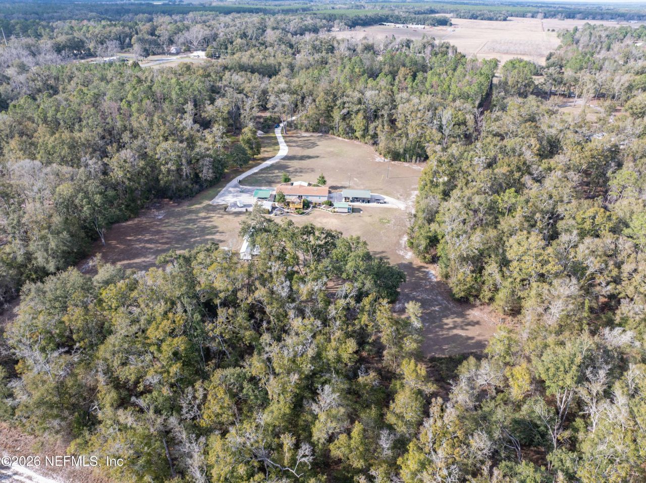 9972 SW County Road 240, Lake City, FL 32024 Photo
