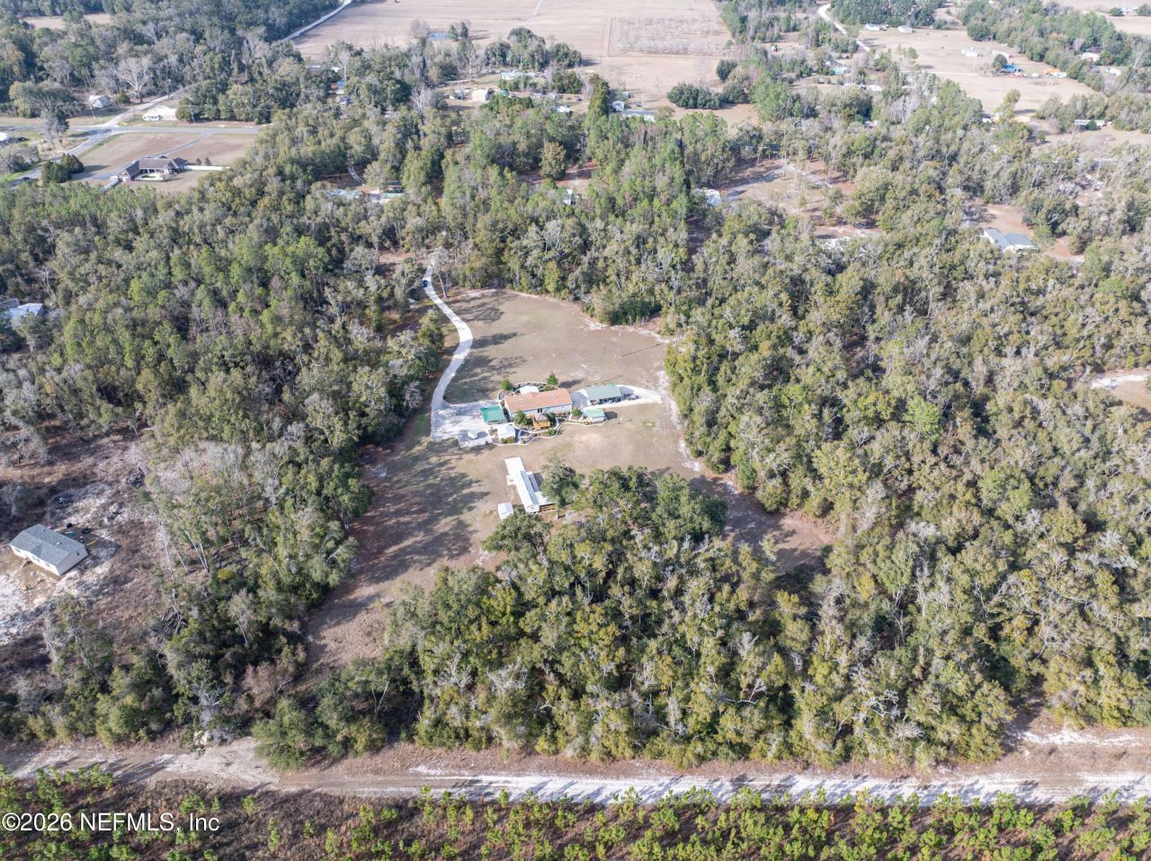 9972 SW County Road 240, Lake City, FL 32024 Photo