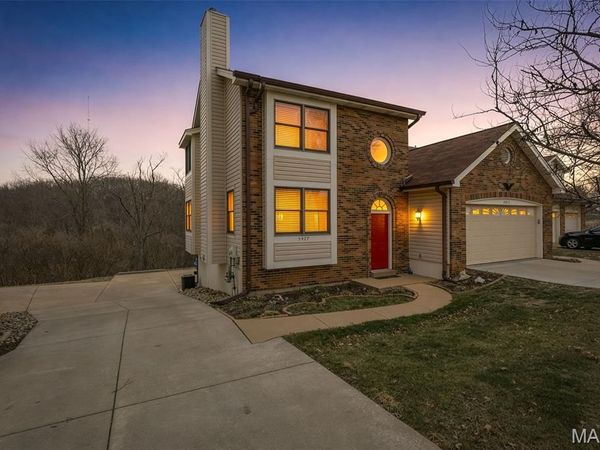 5527 Pierre Court, Mehlville, MO 63128