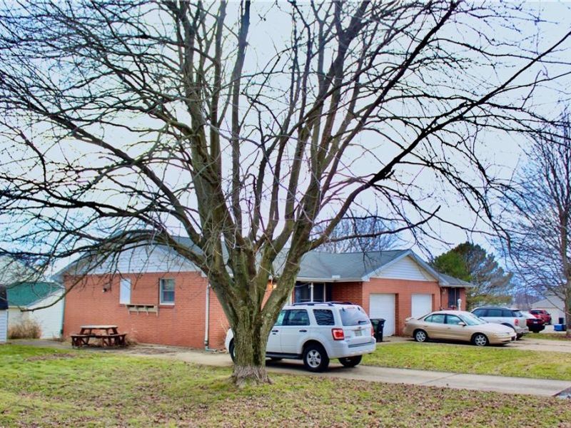 5620 Nave Street SW, Canton, OH 44706 Photo 2