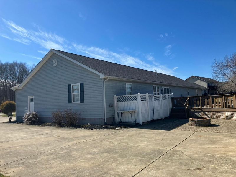 10535 S Poplar Drive, Glouster, OH 45732 Photo 7