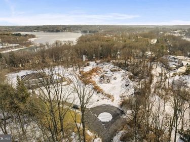 3882 GRADYVILLE ROAD, NEWTOWN SQUARE, PA 19073