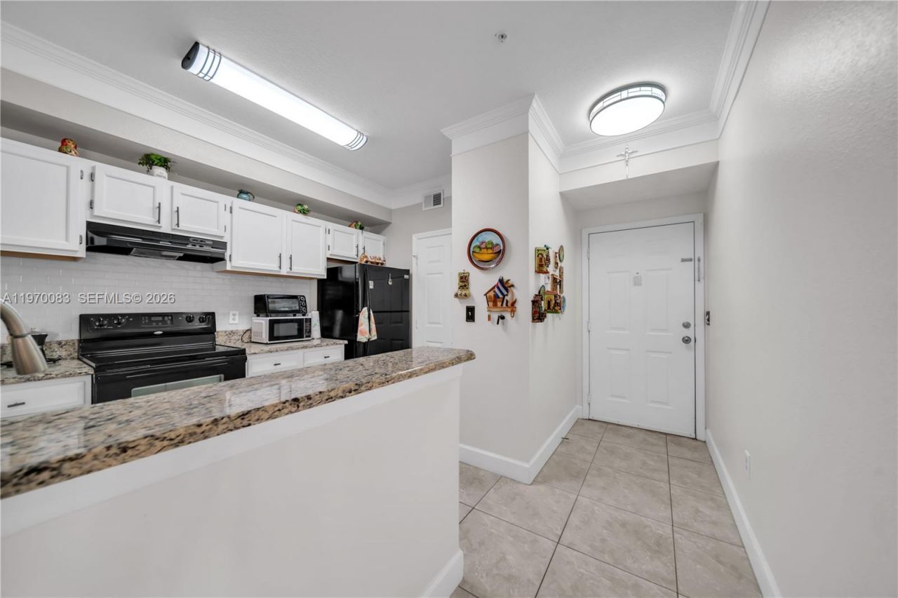 11550 Villa Grand, Unit 1315, Fort Myers, FL 33913 Photo