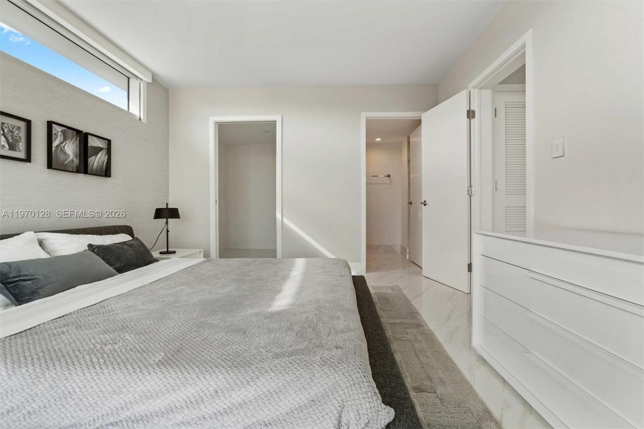 1150 101st St , Unit 603, Bay Harbor Islands, FL 33154 Photo