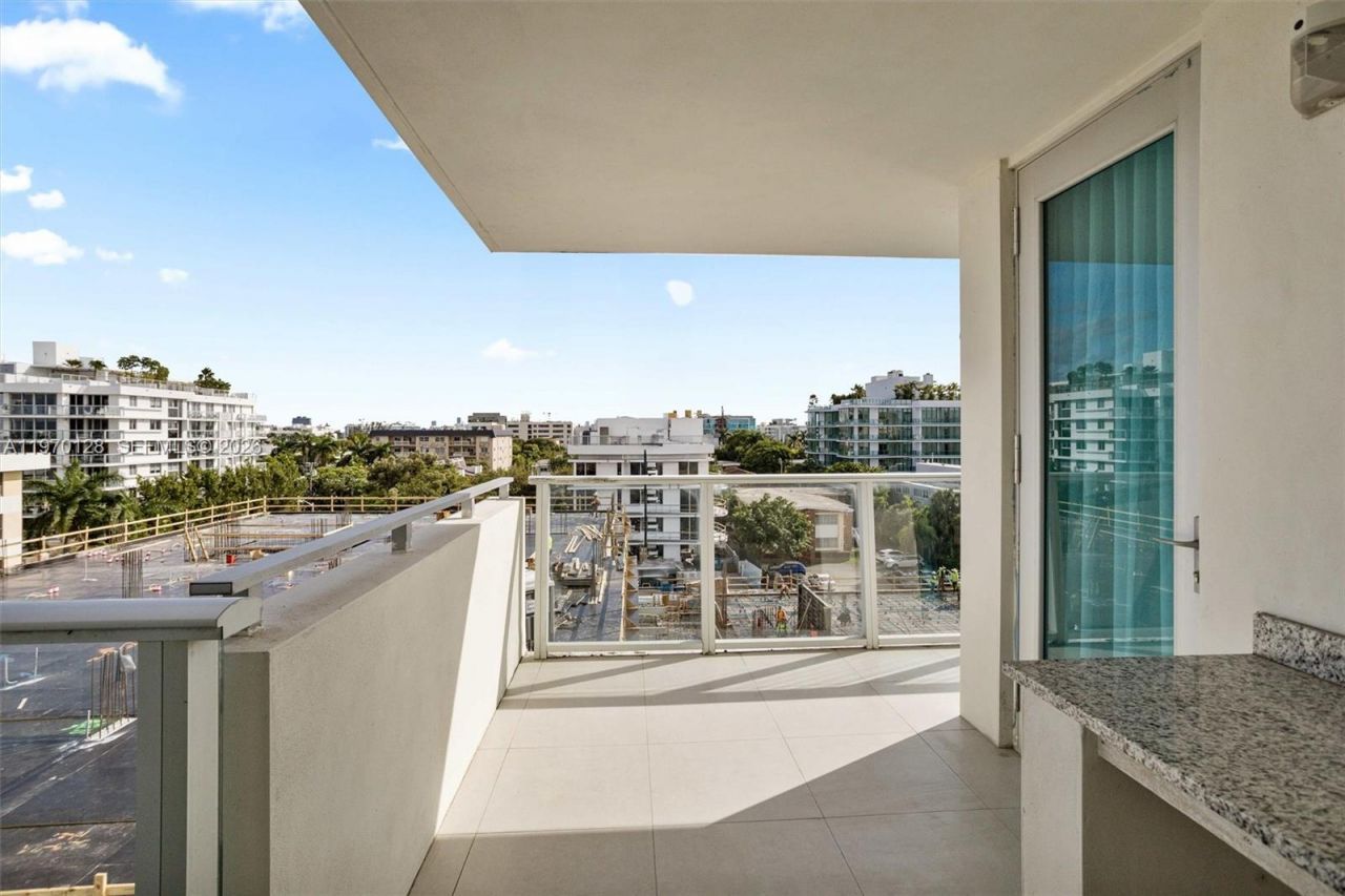 1150 101st St , Unit 603, Bay Harbor Islands, FL 33154 Photo