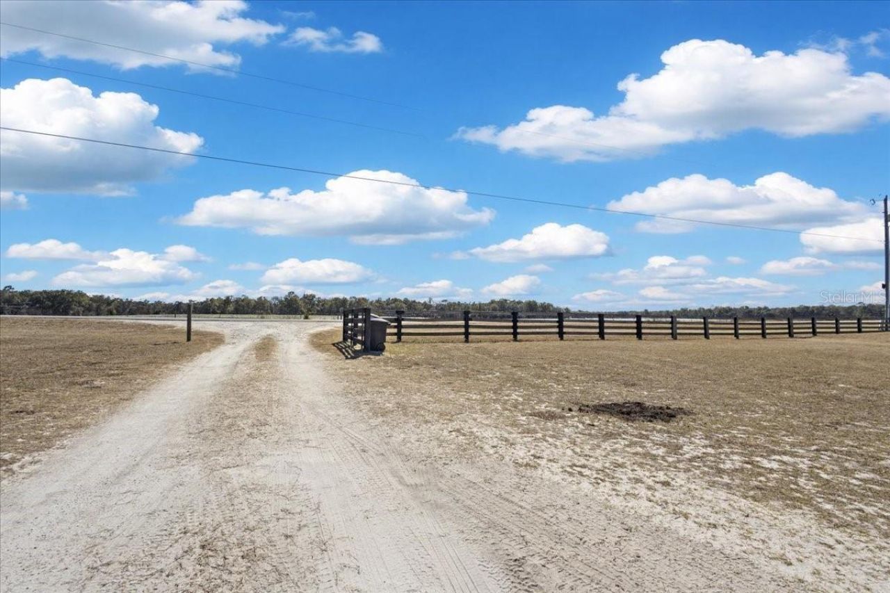 7291 NW 160th Street, Trenton, FL 32693 Photo