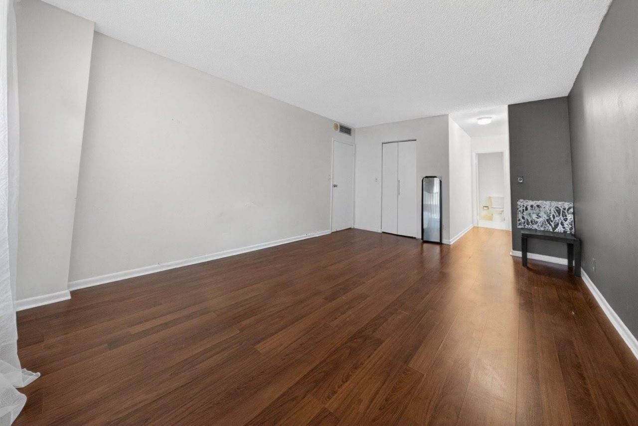 600 Three Islands Bl, Unit B406, Hallandale Beach, FL 33009 Photo