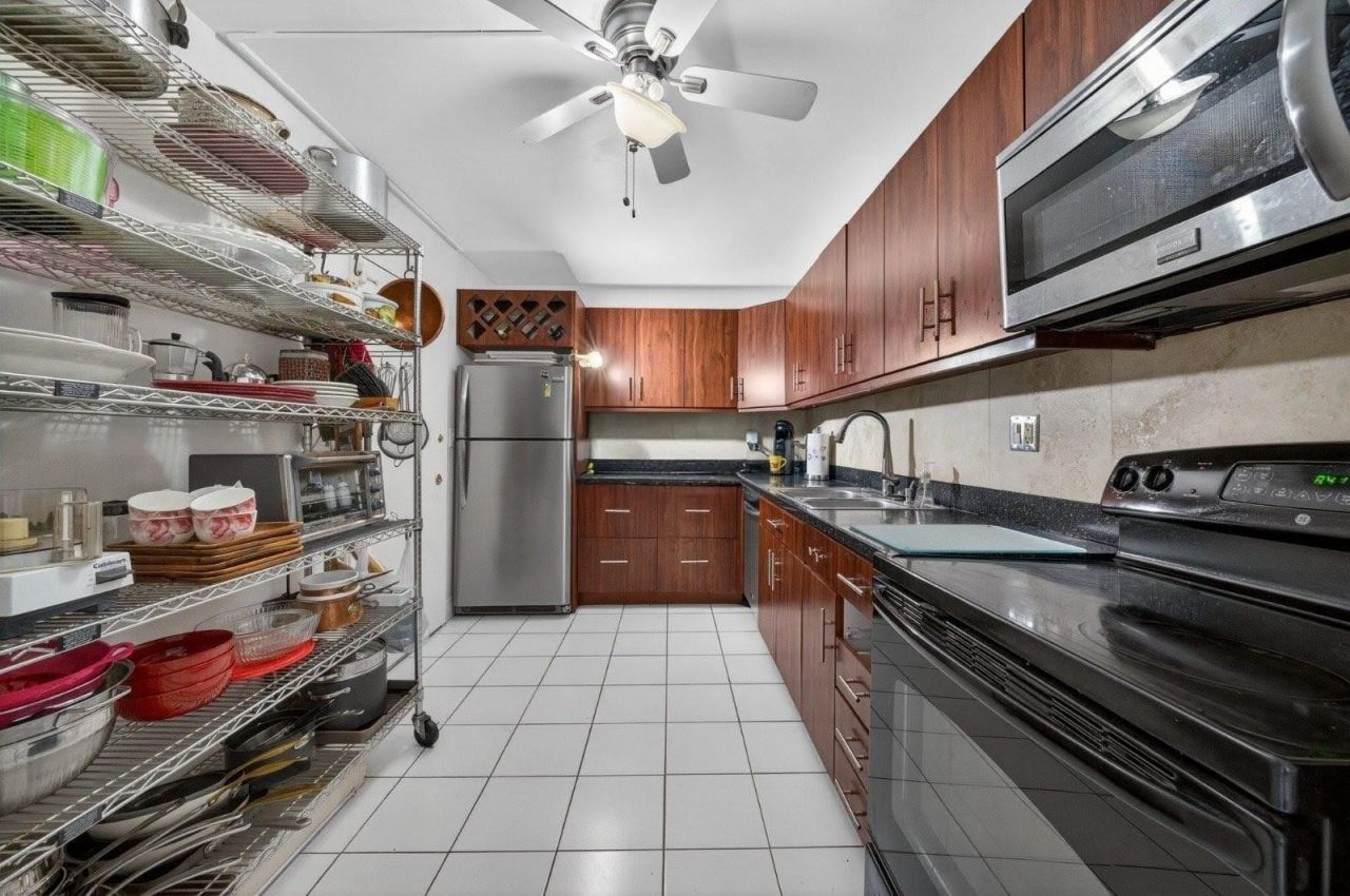 600 Three Islands Bl, Unit B406, Hallandale Beach, FL 33009 Photo