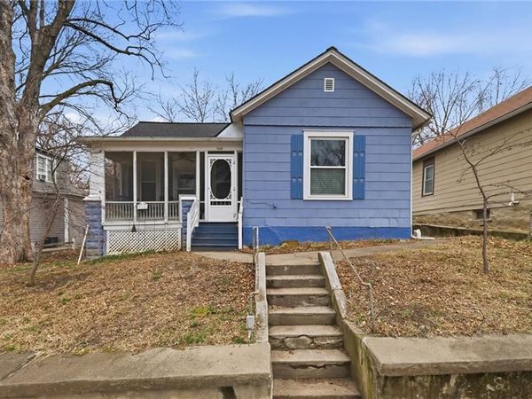 816 Pottawatomie Street, Leavenworth, KS 66048