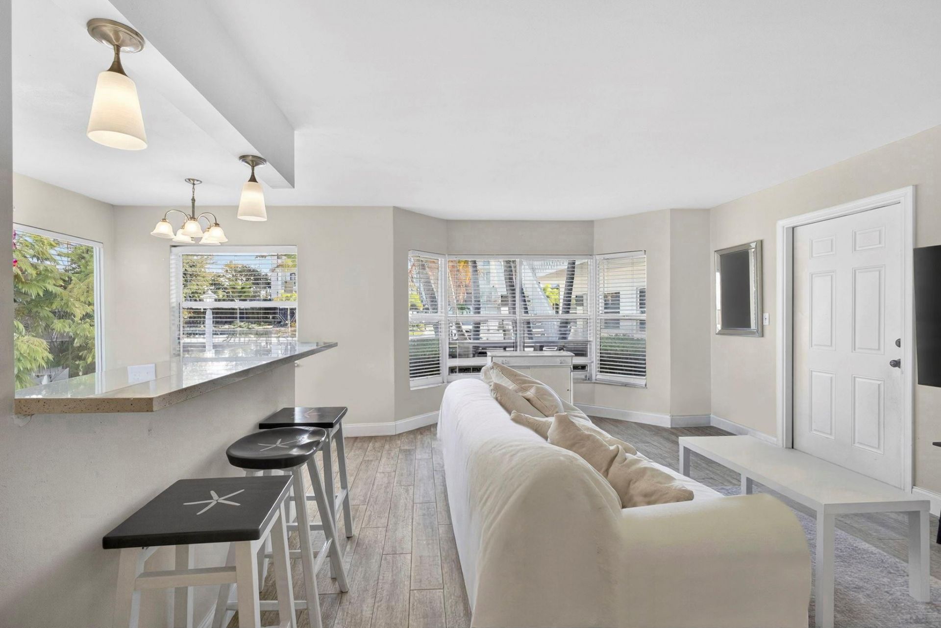 201 Inlet Way, Palm Beach Shores, FL 33404 Photo