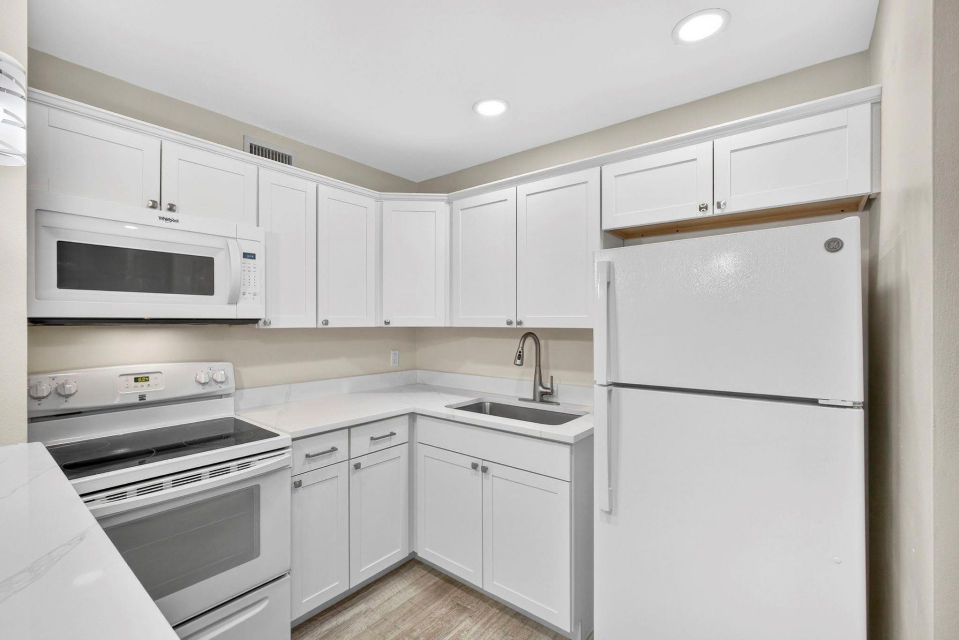 201 Inlet Way, Palm Beach Shores, FL 33404 Photo