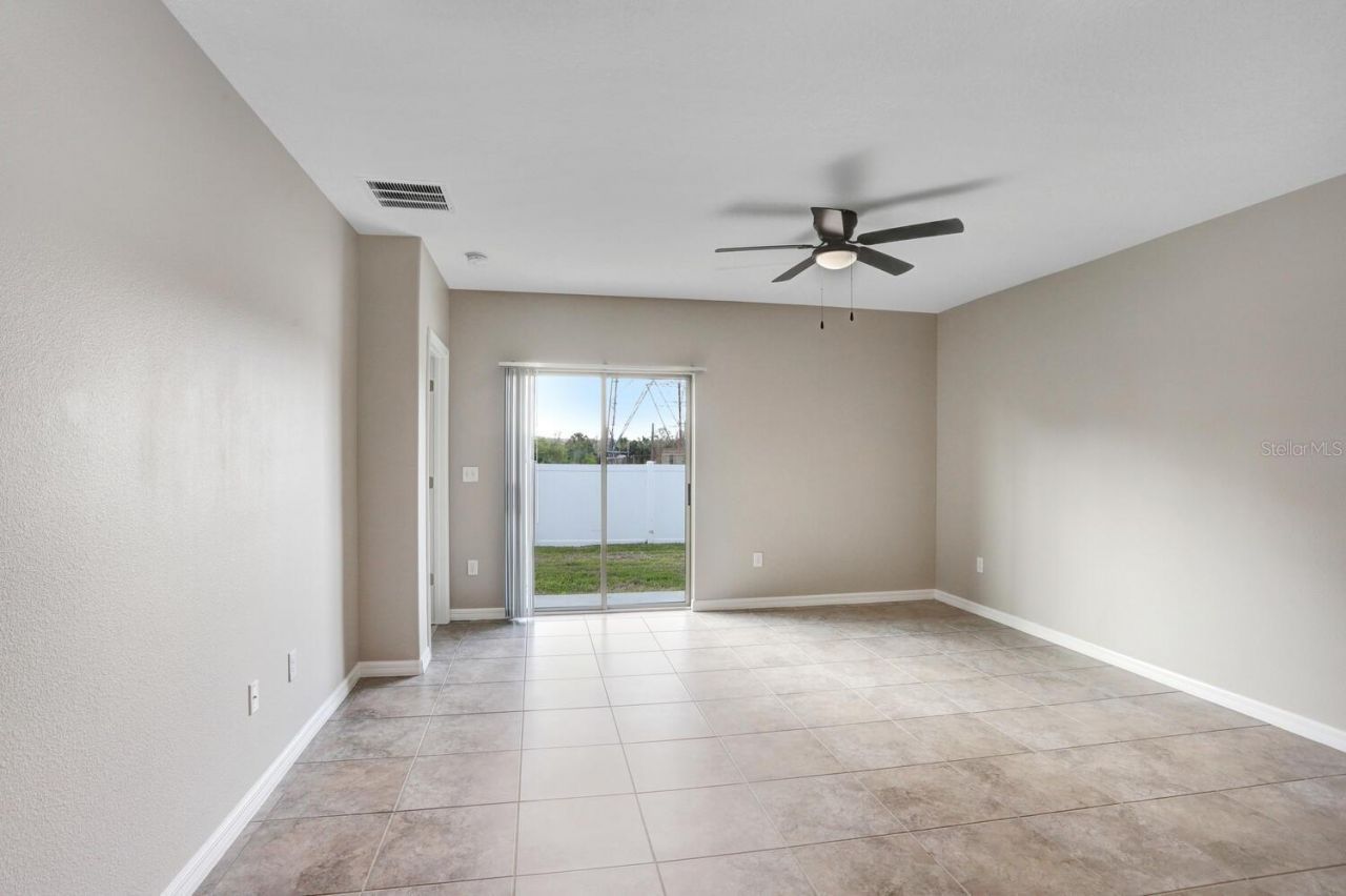 10256 Carloway Hills Drive, Wimauma, FL 33598 Photo