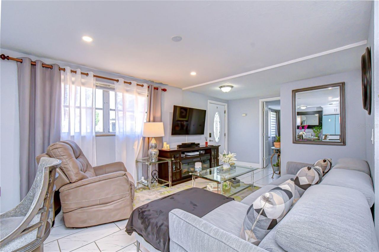 8302 N Edison Avenue, Tampa, FL 33604 Photo
