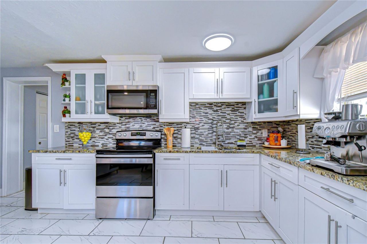8302 N Edison Avenue, Tampa, FL 33604 Photo