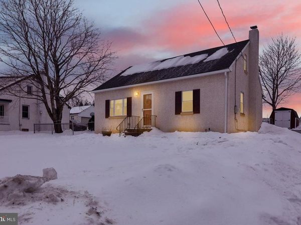 757 N MANOR ROAD, ELVERSON, PA 19520