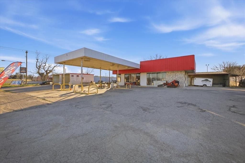 180 E South Loop, Stephenville, TX 76401 Main Photo