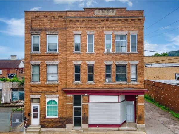 416 Adams Street, Steubenville, OH 43952