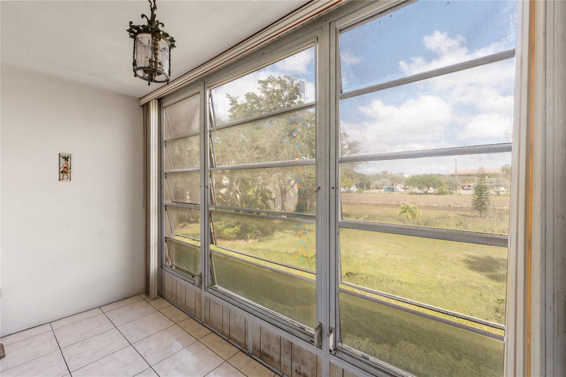 8081 N Sunrise Lakes Dr, Unit 203, Fort Lauderdale, FL 33322 Photo