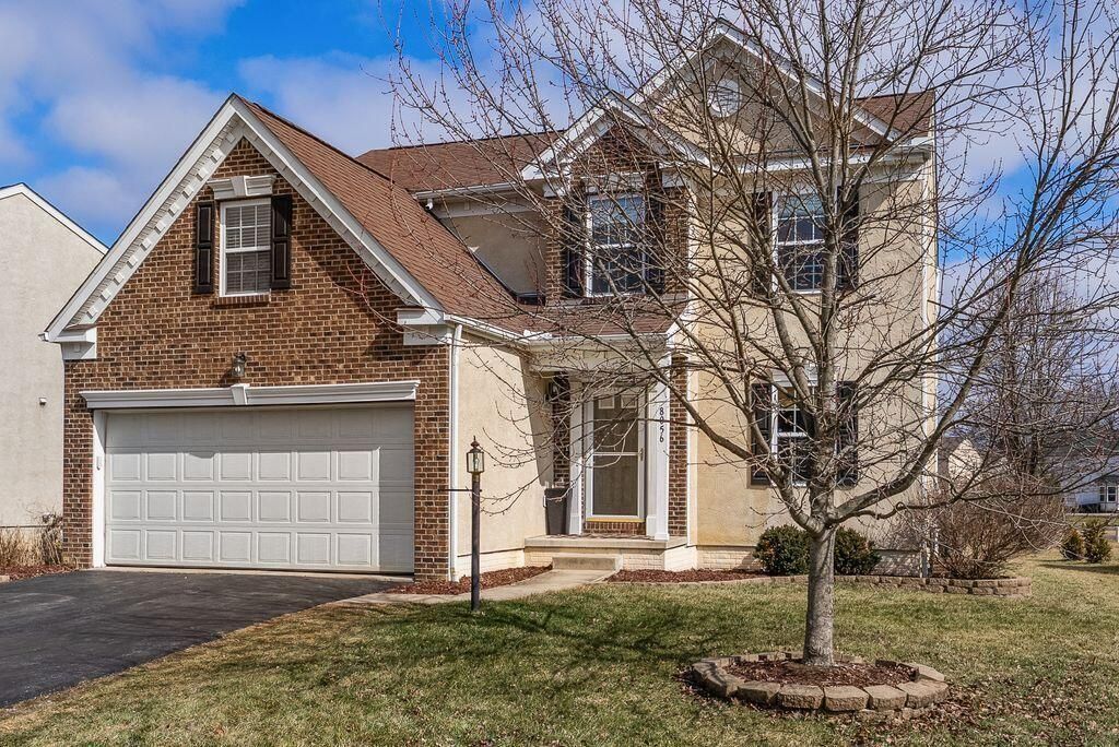 8056 Orange Station Loop, Lewis Center, OH 43035 Main Photo