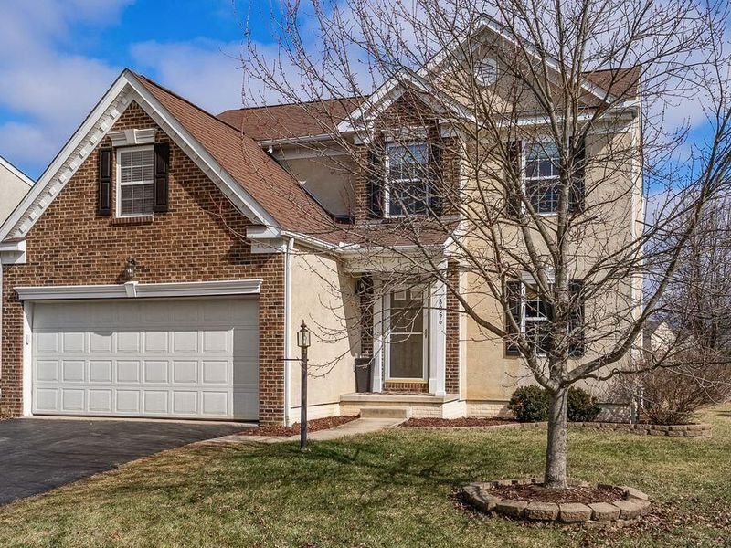 8056 Orange Station Loop, Lewis Center, OH 43035 Photo 1