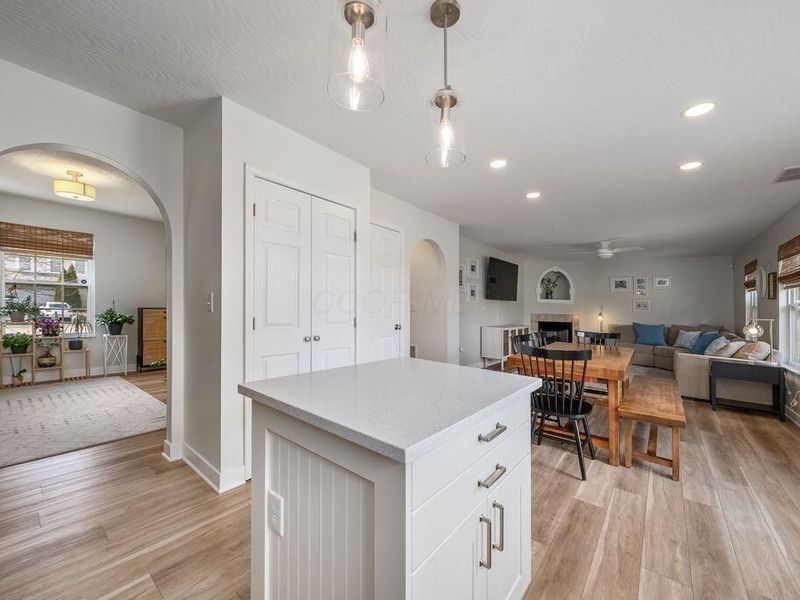 8056 Orange Station Loop, Lewis Center, OH 43035 Photo 12