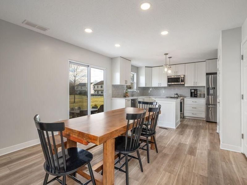 8056 Orange Station Loop, Lewis Center, OH 43035 Photo 14