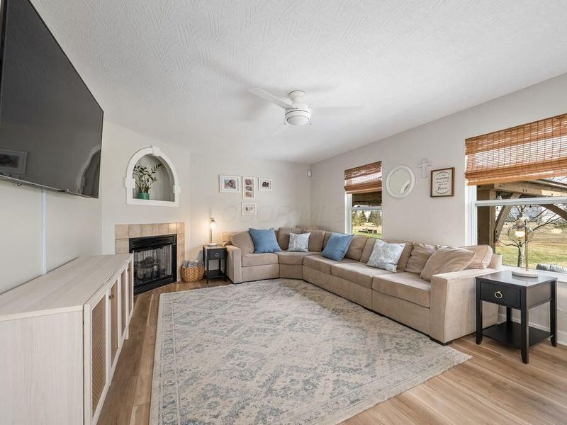 8056 Orange Station Loop, Lewis Center, OH 43035 Photo 17