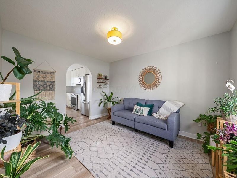 8056 Orange Station Loop, Lewis Center, OH 43035 Photo 5