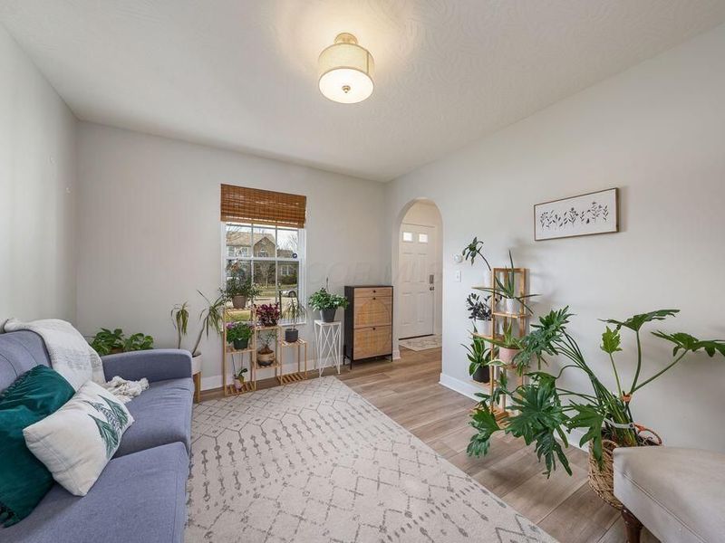 8056 Orange Station Loop, Lewis Center, OH 43035 Photo 7