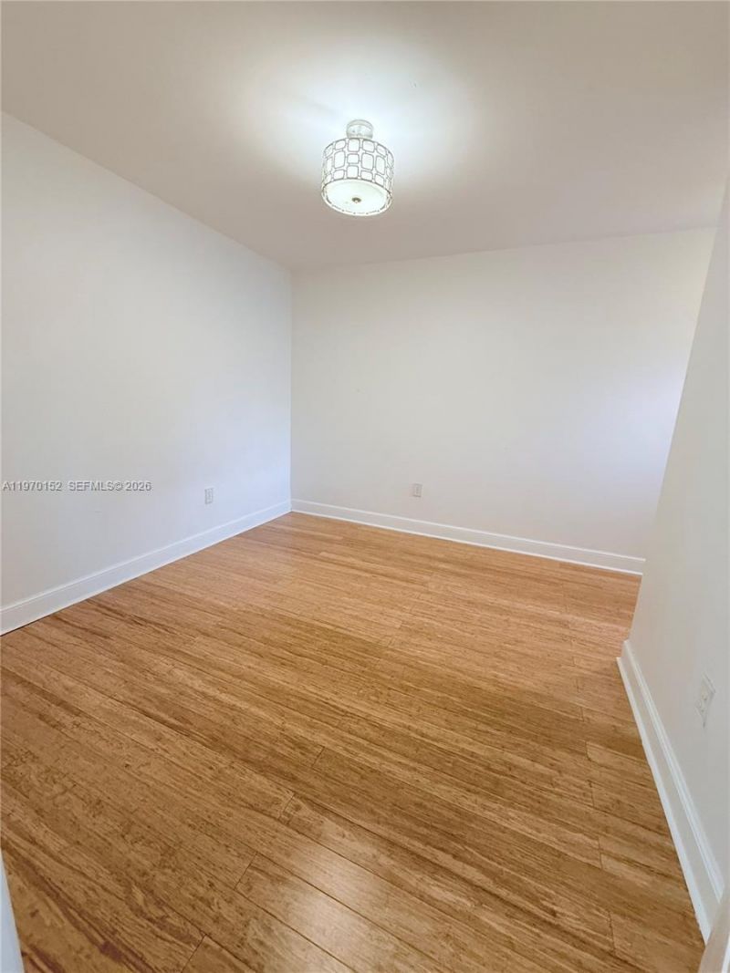 16618 NW 73rd Ave, Miami Lakes, FL 33014 Photo