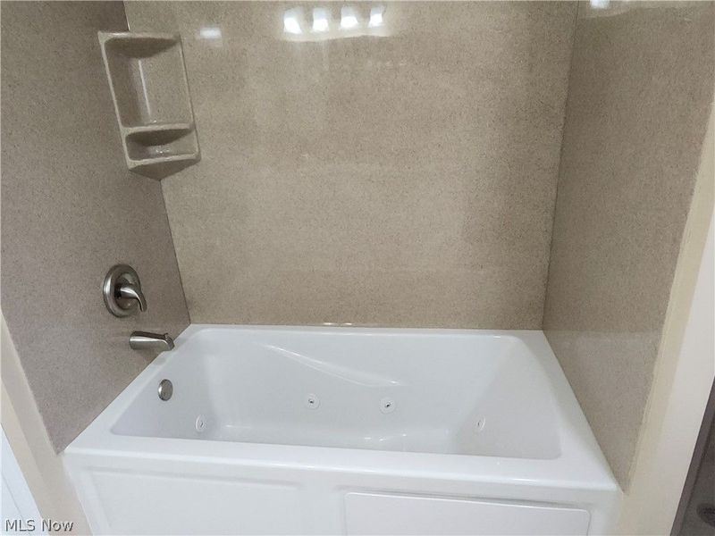 13750 BELFAIR Drive, Cleveland, OH 44130 Photo 21