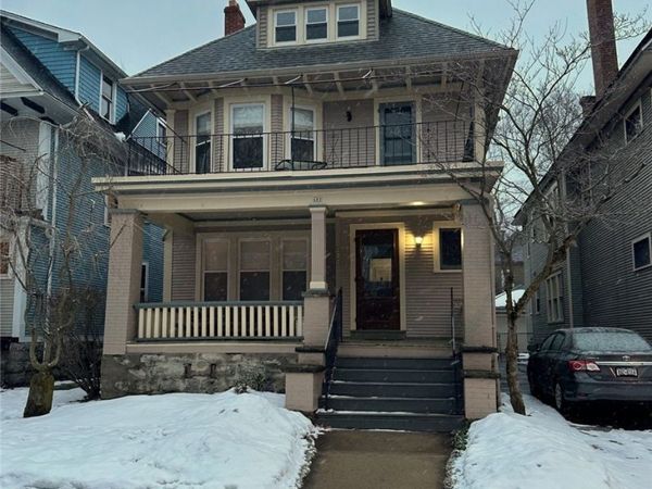122 Saint James Place, Buffalo, NY 14222
