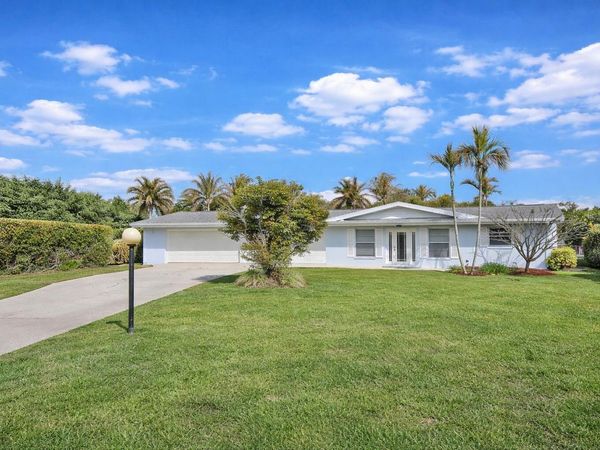1385 NE Hilltop Street, Jensen Beach, FL 34957