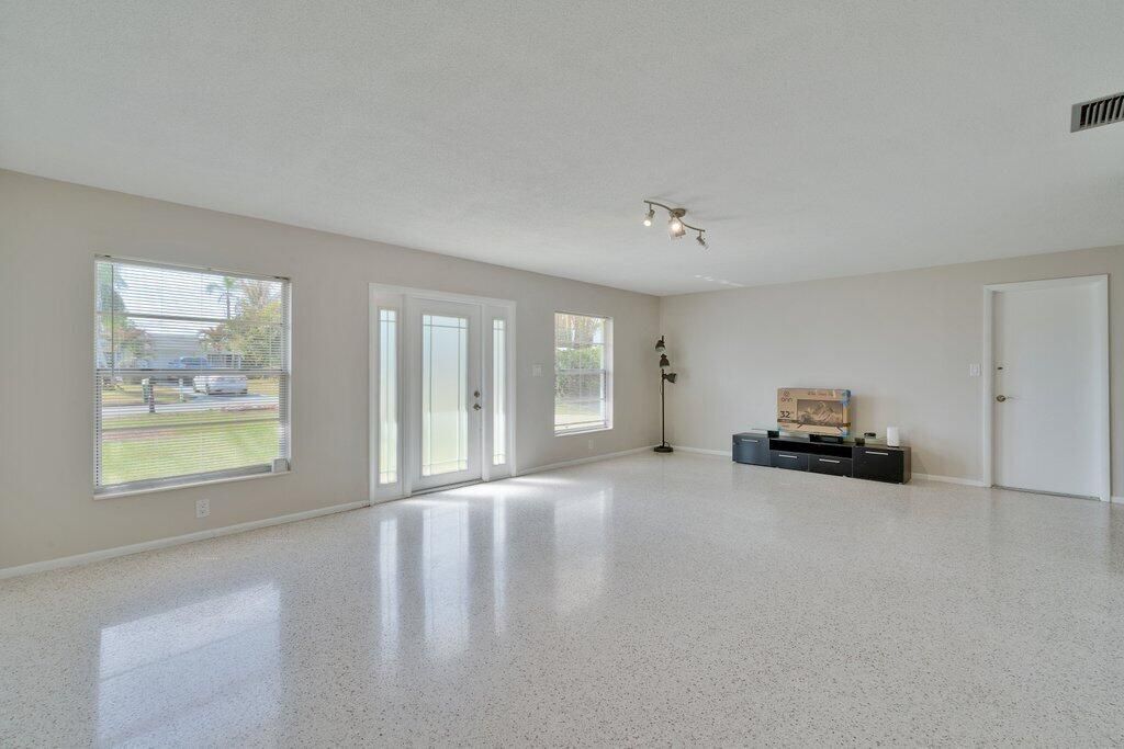 1385 NE Hilltop Street, Jensen Beach, FL 34957 Photo