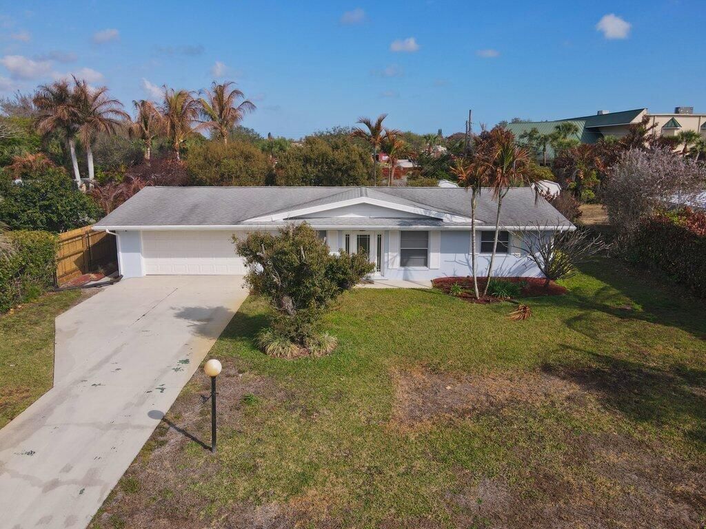 1385 NE Hilltop Street, Jensen Beach, FL 34957 Photo