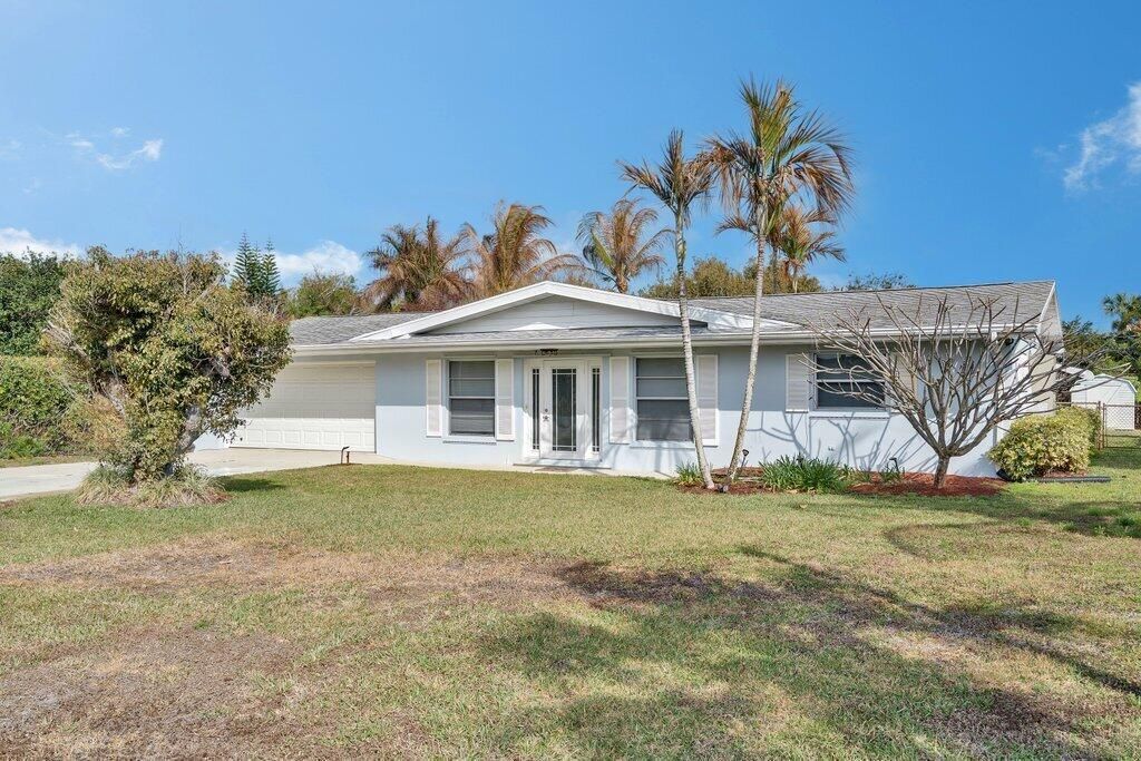 1385 NE Hilltop Street, Jensen Beach, FL 34957 Photo