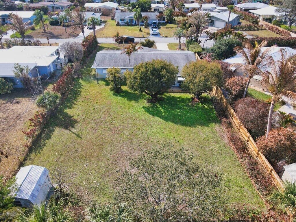 1385 NE Hilltop Street, Jensen Beach, FL 34957 Photo