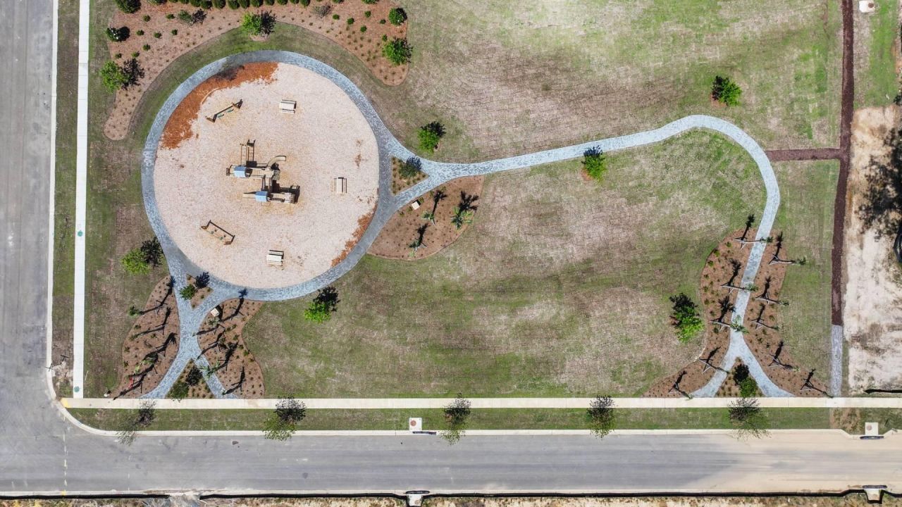 1047 Forrest Creek Drive Photo 5