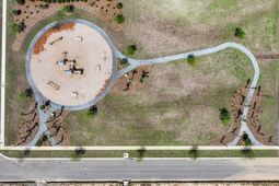 1047 Forrest Creek Drive photo 4