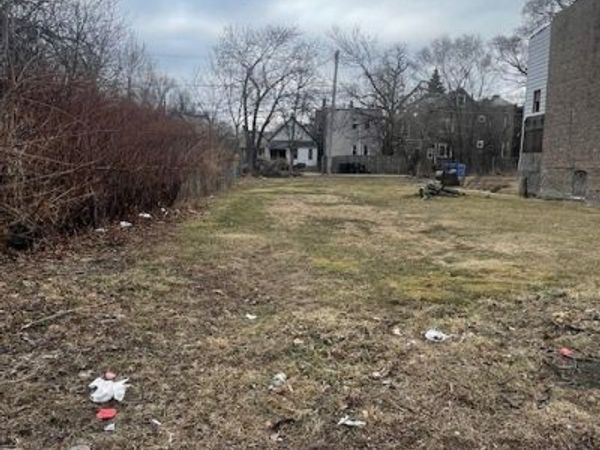 6610 S Carpenter Street, Chicago, IL 60621