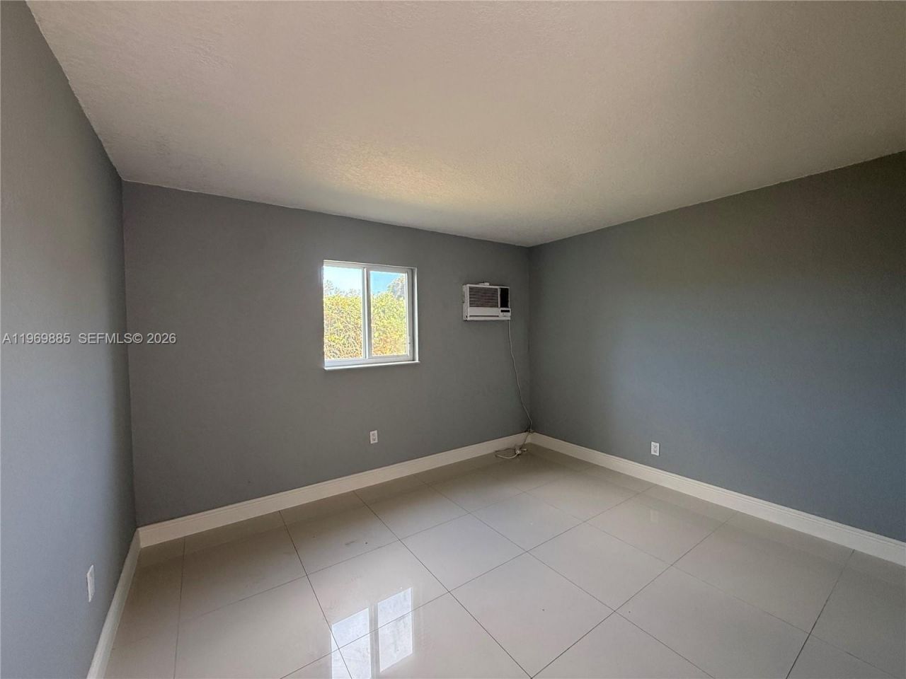 2401 NW 82nd St , Unit Rear, Miami, FL 33147 Photo