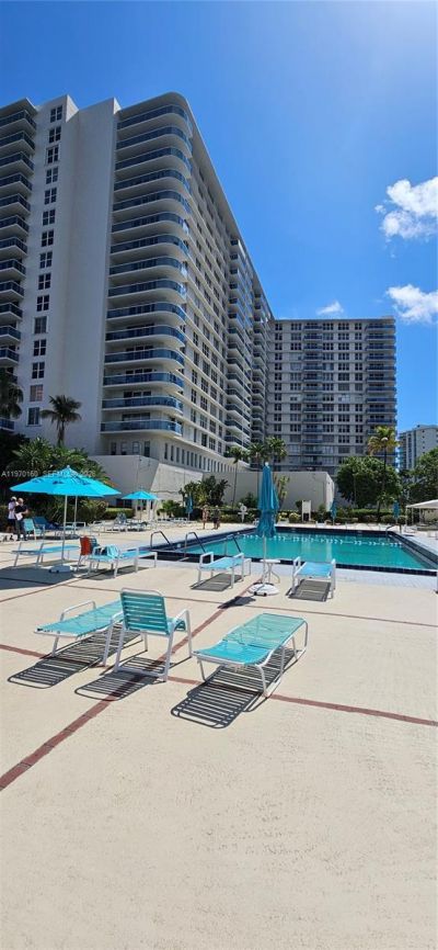 3800 S Ocean Dr, Unit 322, Hollywood, FL 33019 Photo