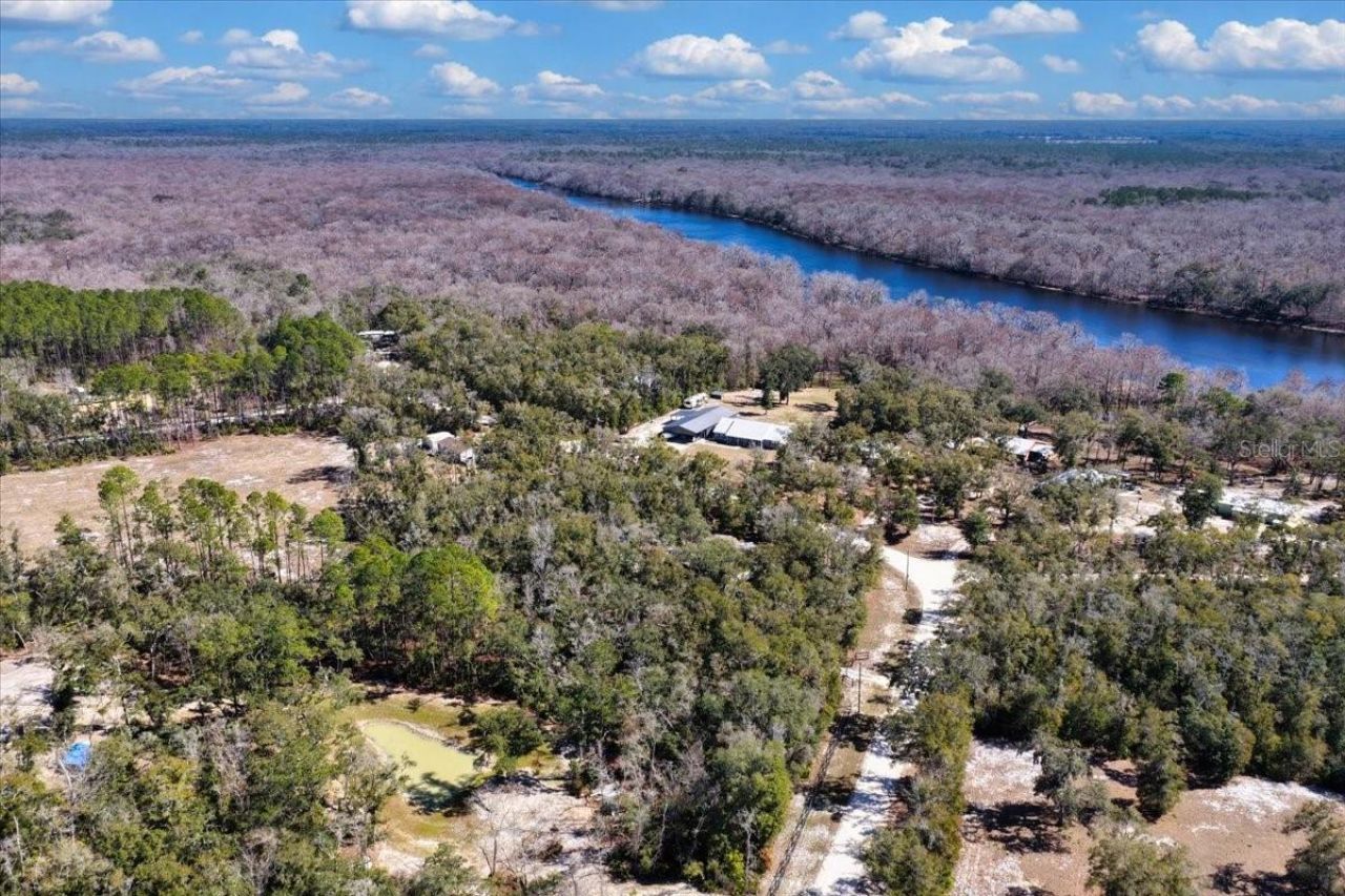 1658 NE 743rd Street, Old Town, FL 32680 Photo