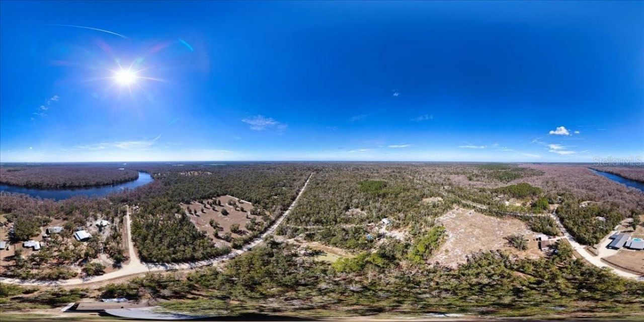 1658 NE 743rd Street, Old Town, FL 32680 Photo