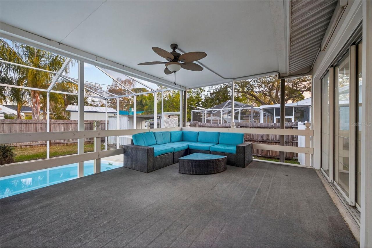 211 89th Avenue N, Saint Petersburg, FL 33702 Photo