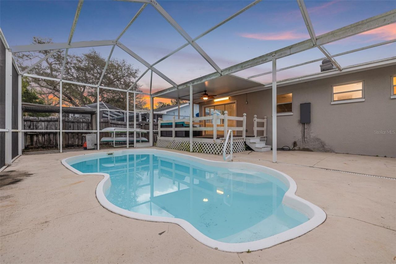 211 89th Avenue N, Saint Petersburg, FL 33702 Photo